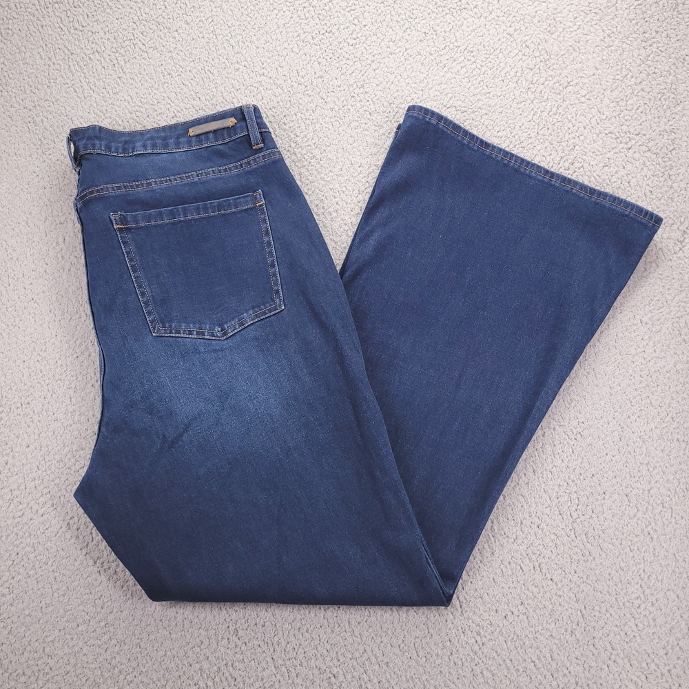 SOFT SURROUNDINGS Jeans Womens Size 18W Flare Leg High Rise Stretch Blue Denim